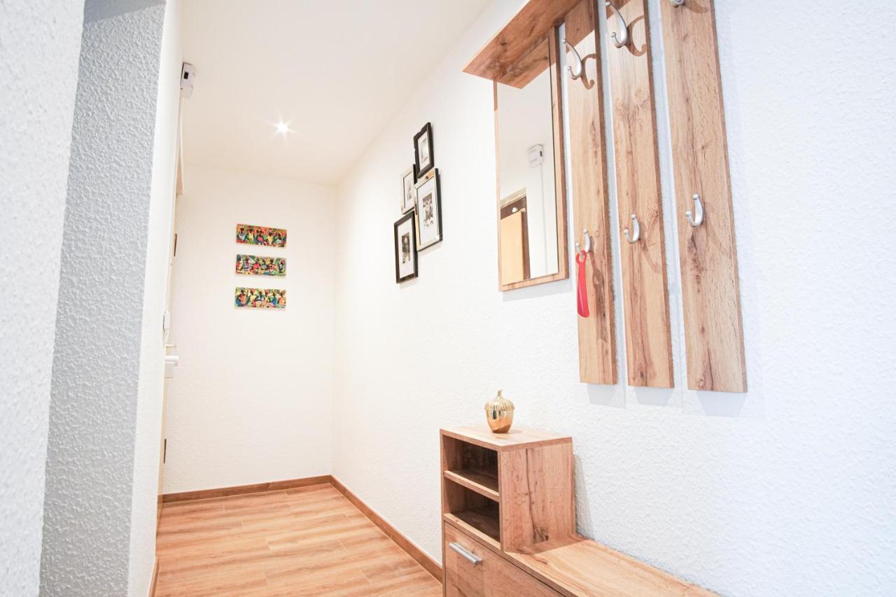 Apartment I Wi-Fi I Parkplatz I Balkon Essenfusion Extérieur photo